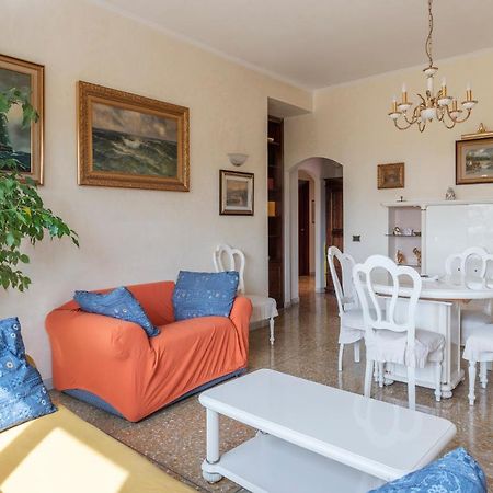 Monteverde Roomy Apartment Sun And Flowers Roma Esterno foto