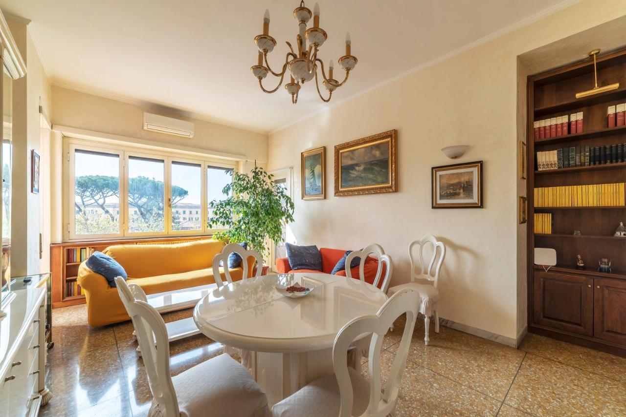 Monteverde Roomy Apartment Sun And Flowers Roma Esterno foto