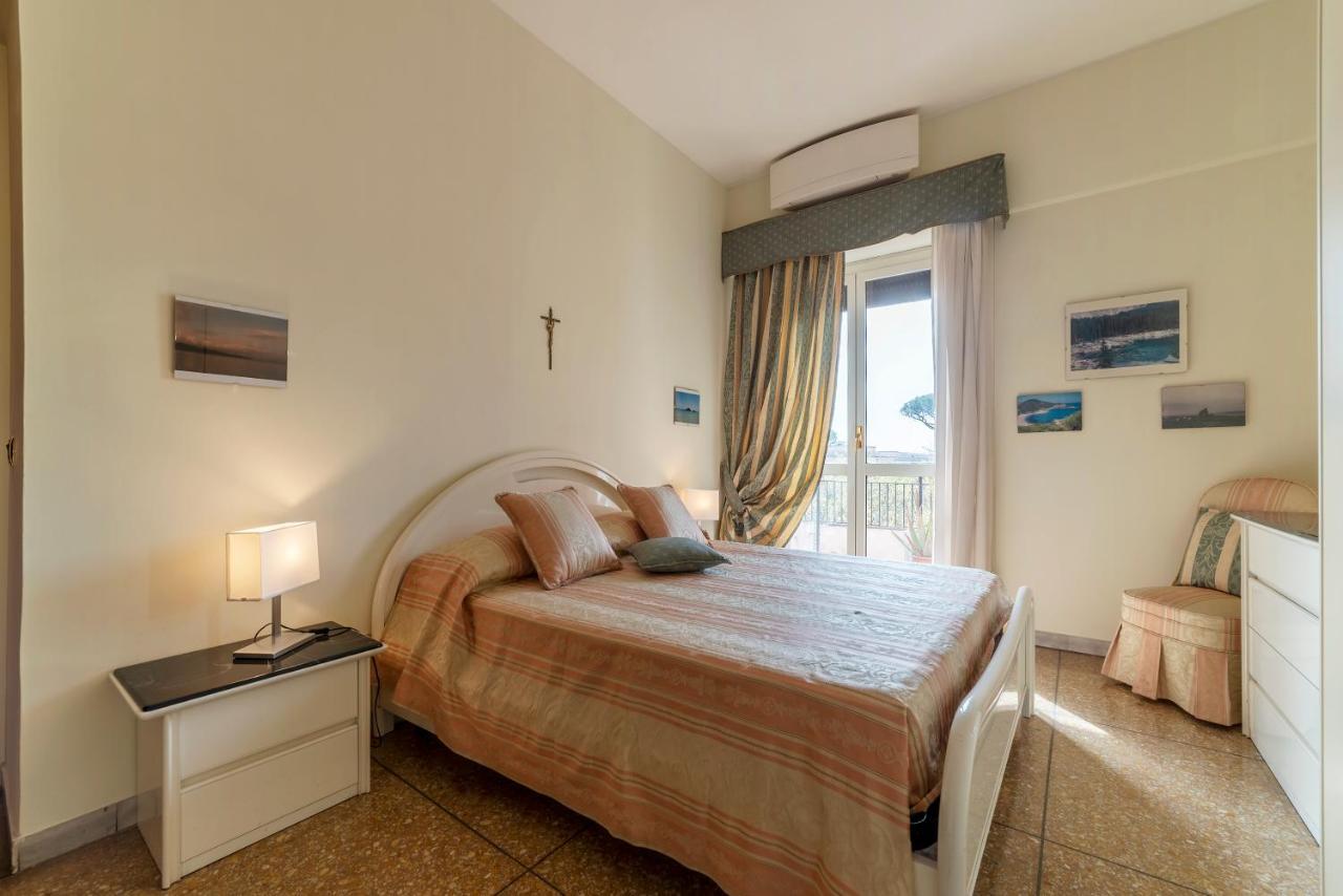 Monteverde Roomy Apartment Sun And Flowers Roma Esterno foto