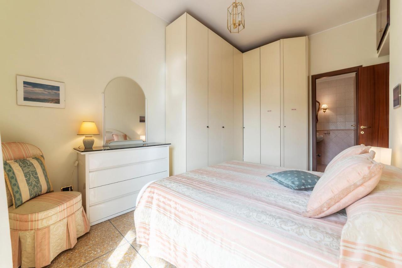 Monteverde Roomy Apartment Sun And Flowers Roma Esterno foto